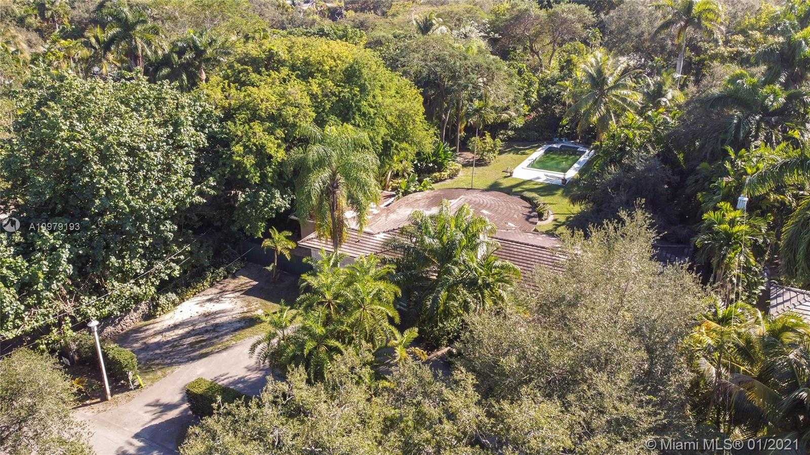 Small Image of 3962 PARK AVE, Miami Number 13