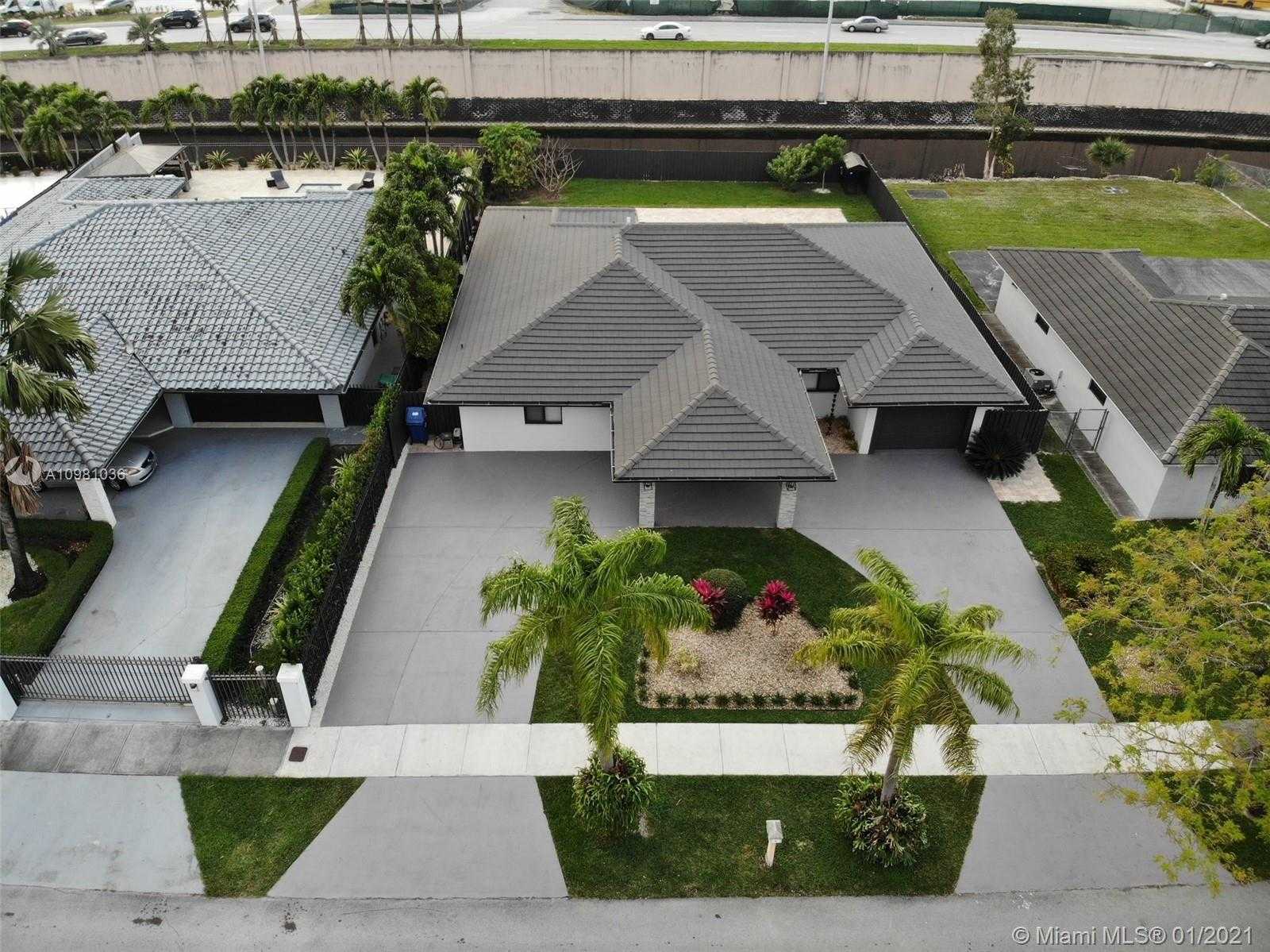 Small Image of 424 NORTH WEST 136TH PL, Unincorporated Dade County Number 14
