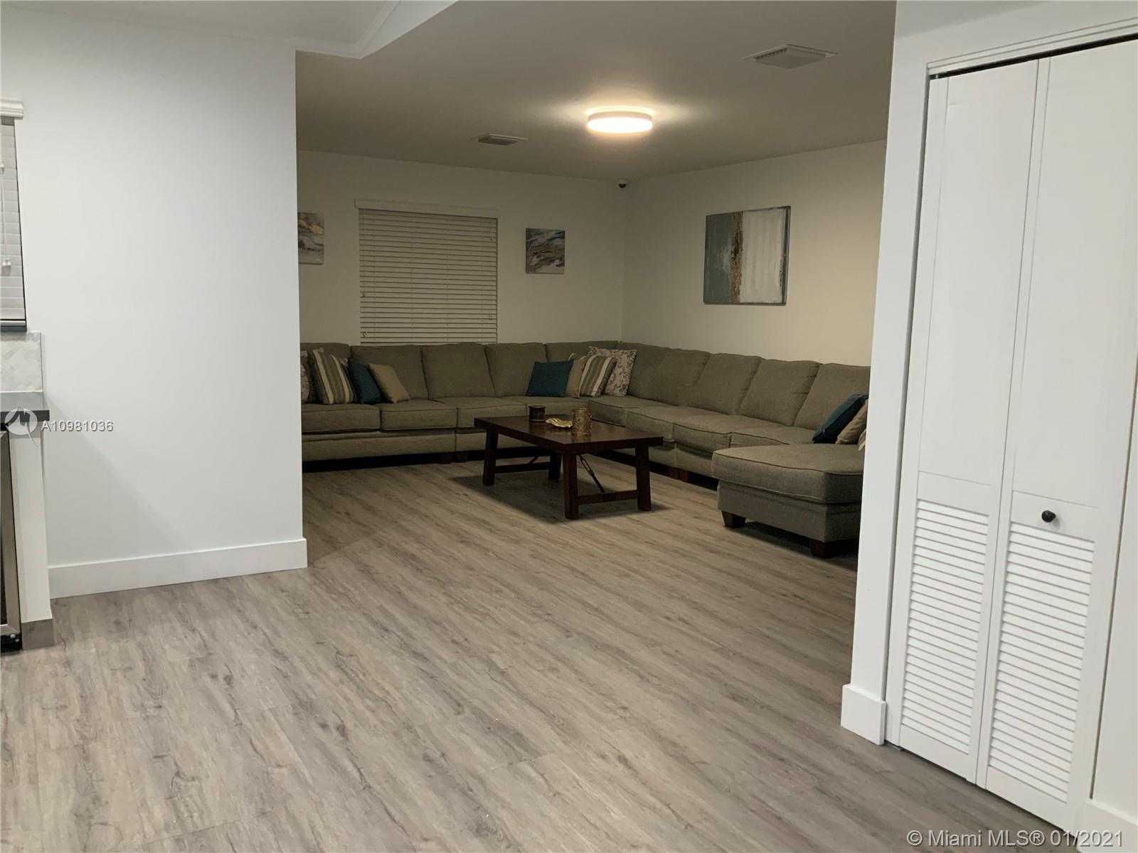 Small Image of 424 NORTH WEST 136TH PL, Unincorporated Dade County Number 30