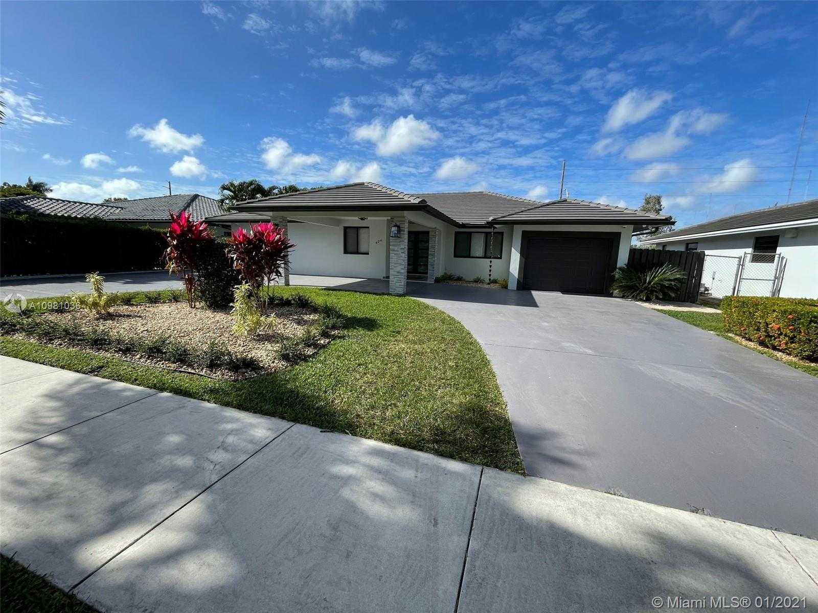 Small Image of 424 NORTH WEST 136TH PL, Unincorporated Dade County Number 4