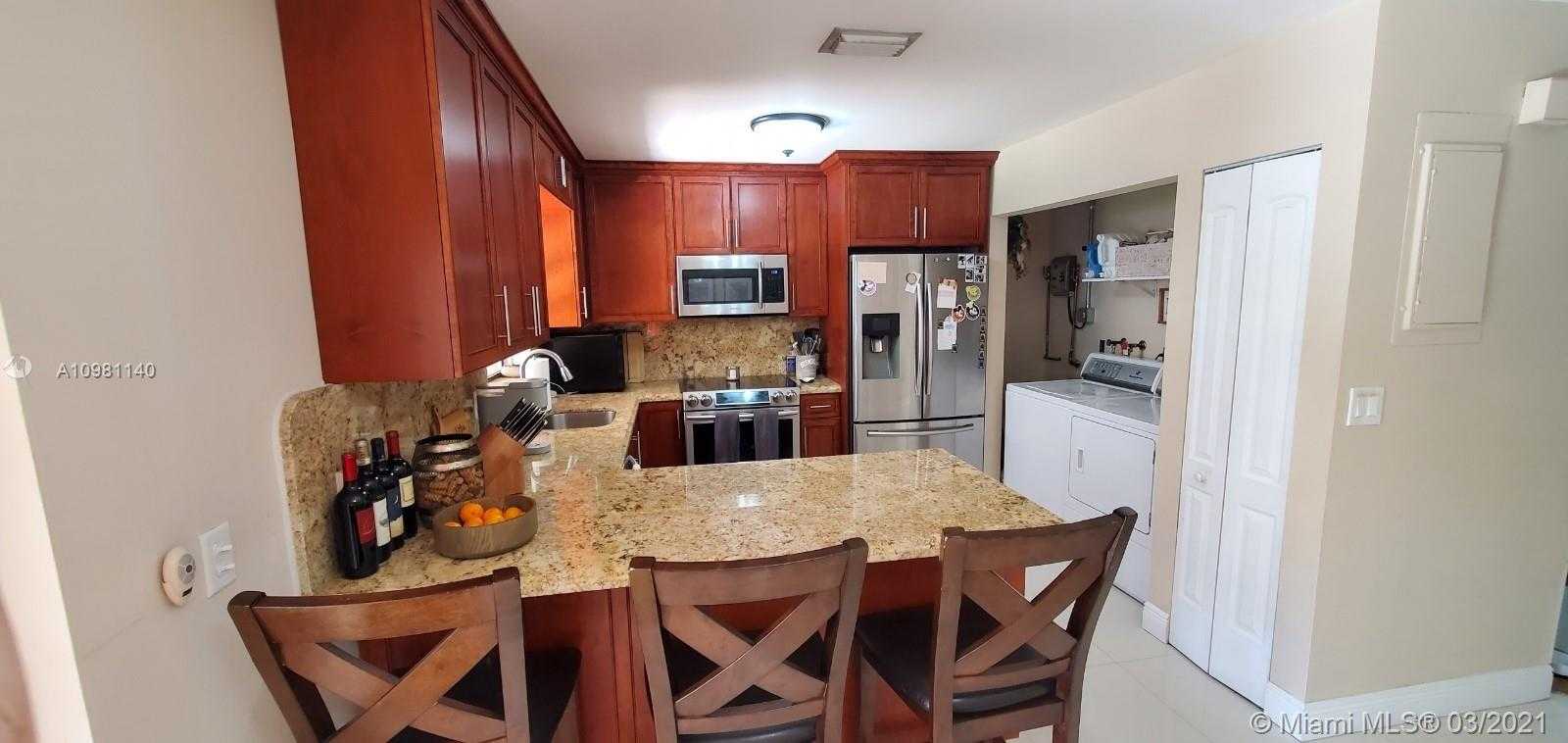 Small Image of 13554 SOUTH WEST 63RD LN, Miami Number 3