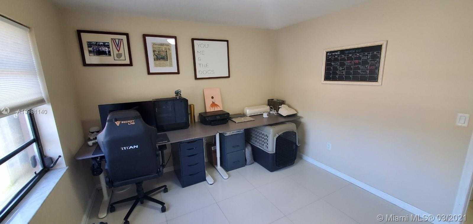 Small Image of 13554 SOUTH WEST 63RD LN, Miami Number 7
