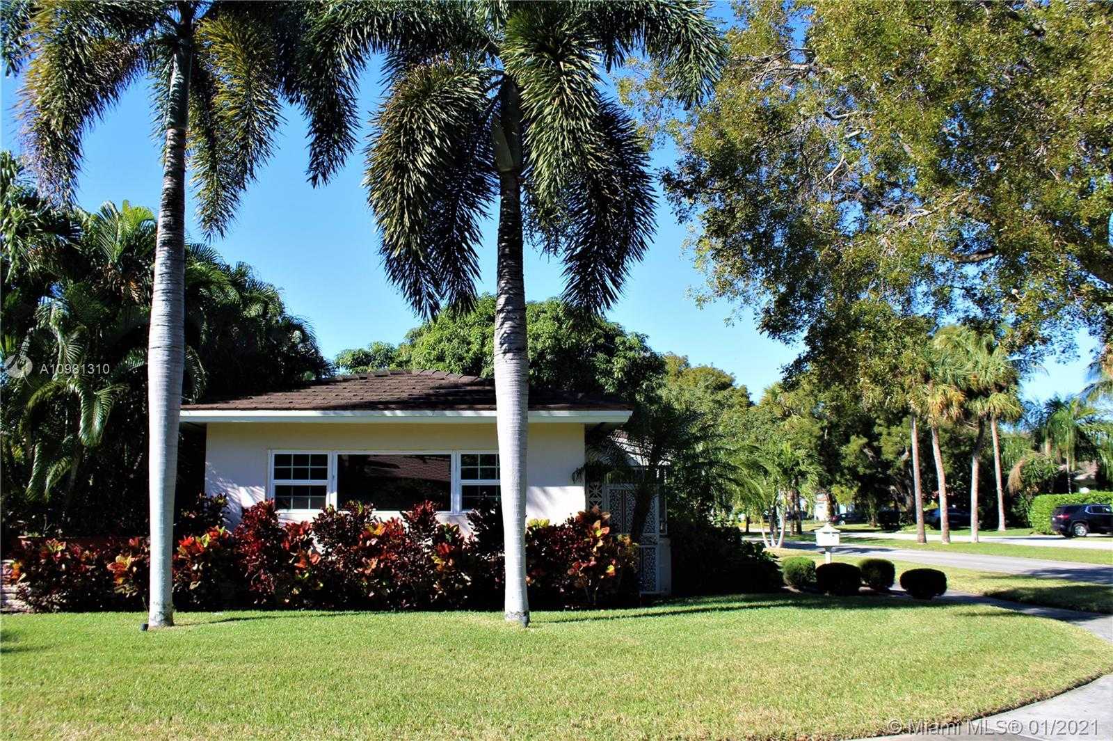 Small Image of 9550 NORTH WEST 1ST AVE, Miami Shores Number 3
