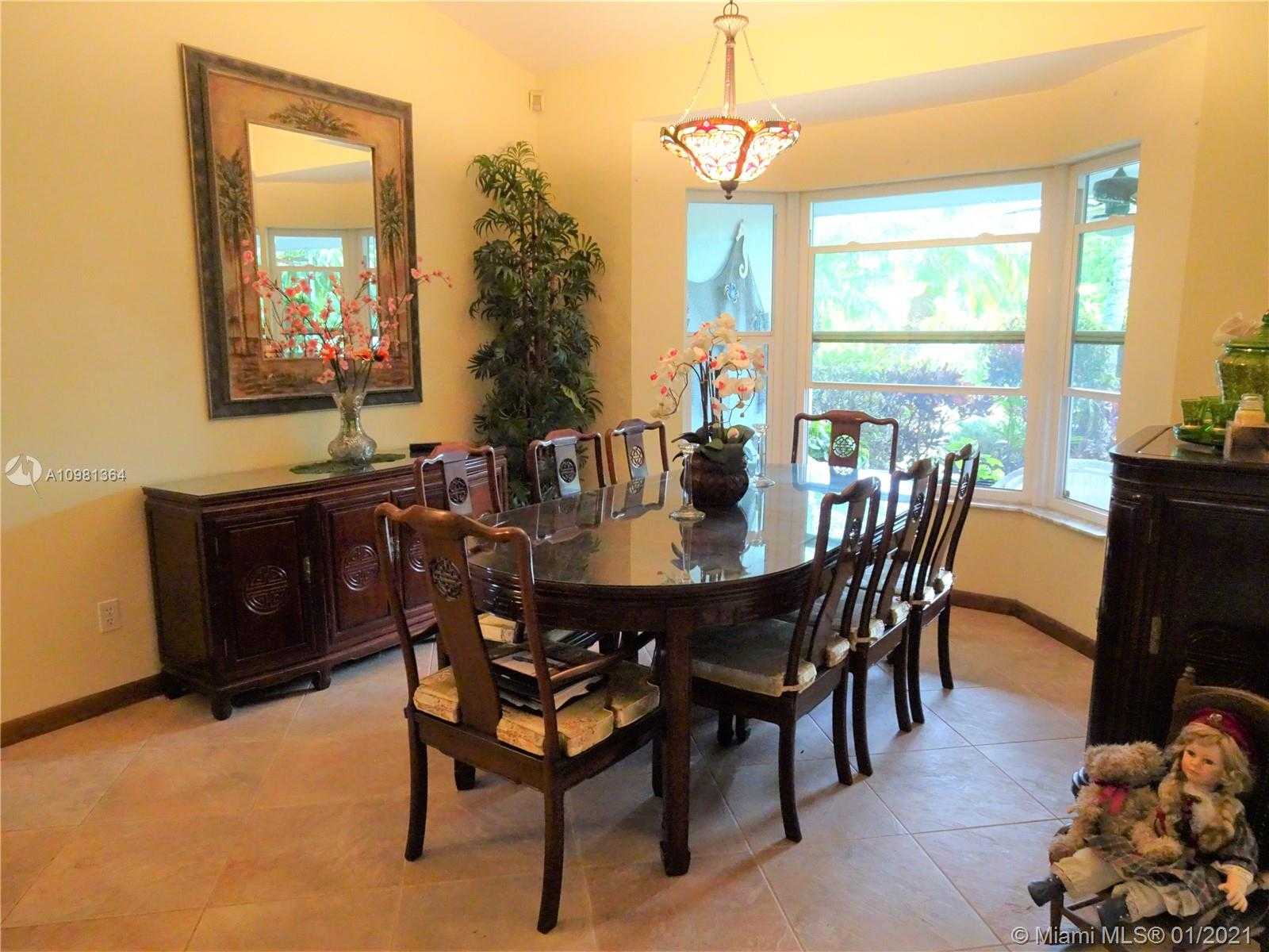Small Image of 24280 SOUTH WEST 182 AVE, Homestead Number 10