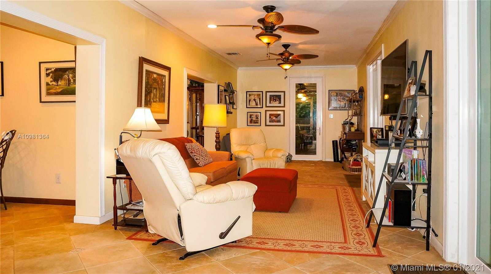 Small Image of 24280 SOUTH WEST 182 AVE, Homestead Number 16