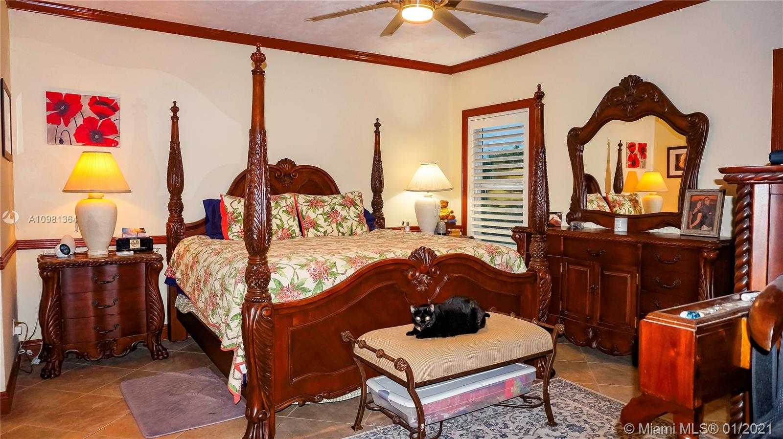 Small Image of 24280 SOUTH WEST 182 AVE, Homestead Number 19