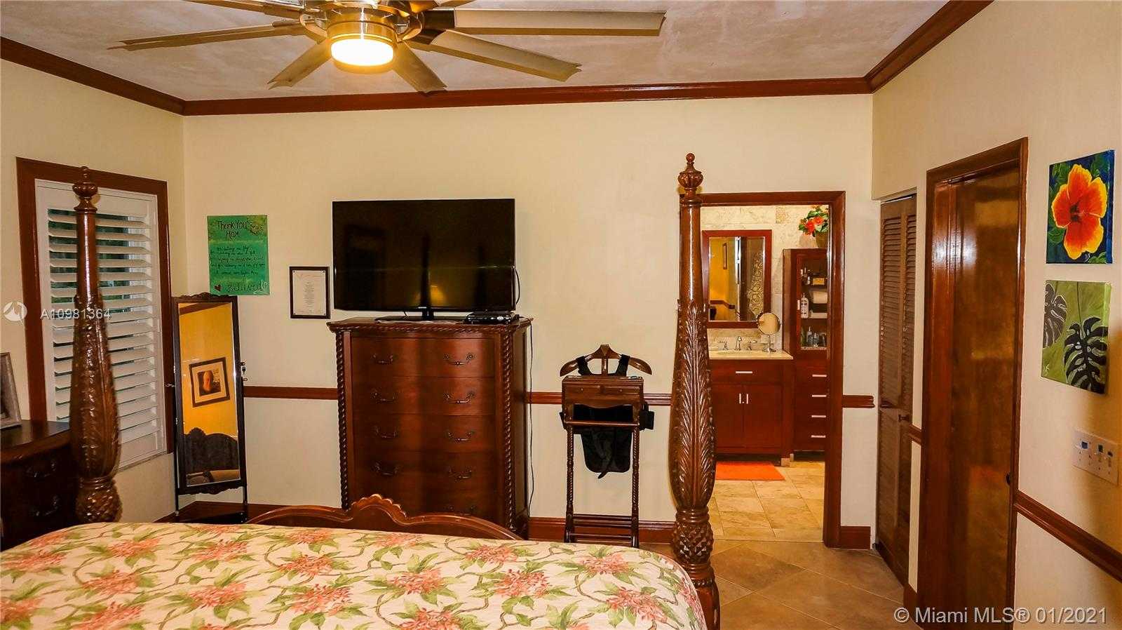 Small Image of 24280 SOUTH WEST 182 AVE, Homestead Number 20