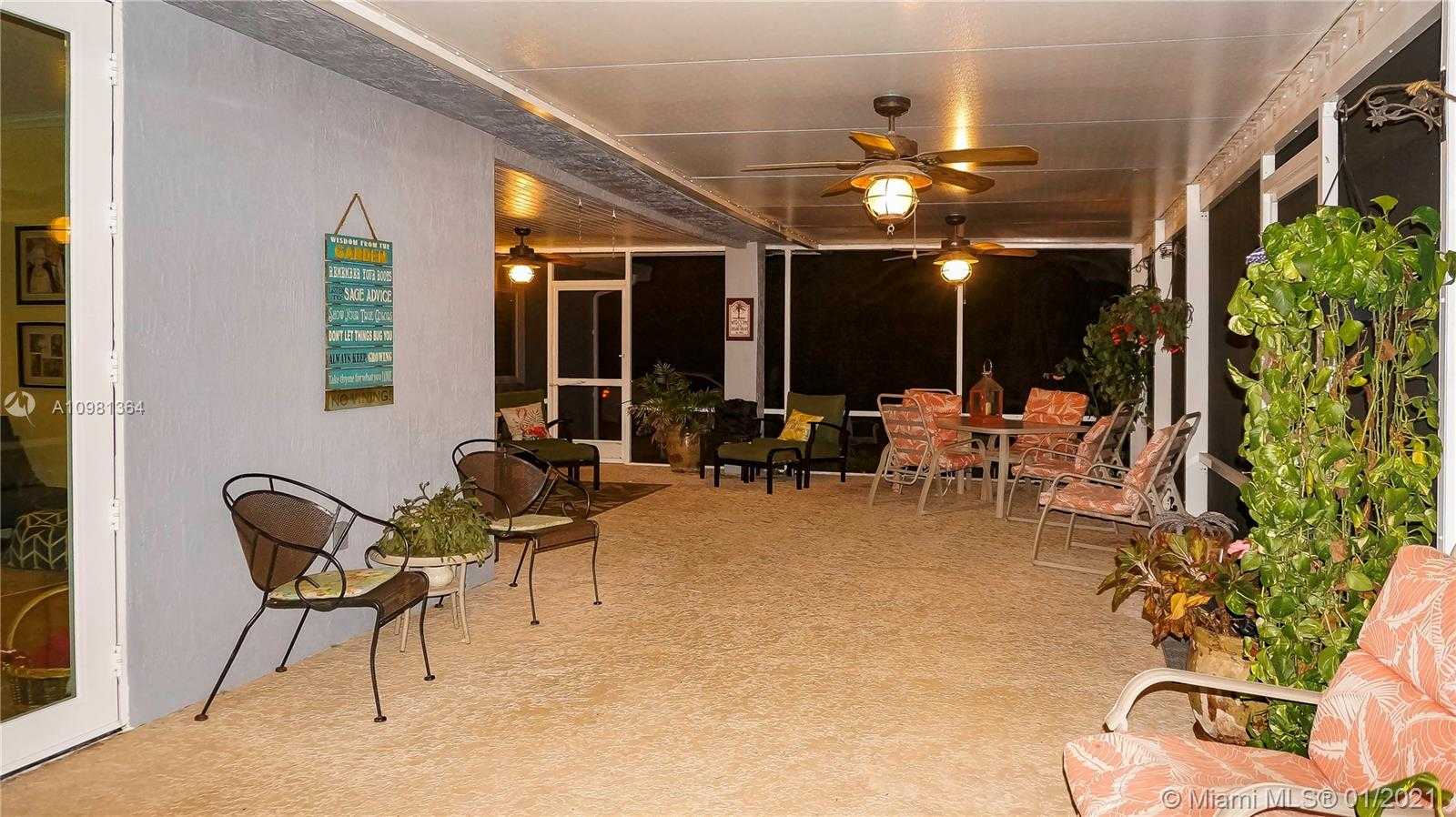 Small Image of 24280 SOUTH WEST 182 AVE, Homestead Number 34