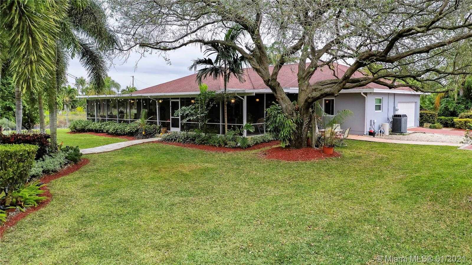 Small Image of 24280 SOUTH WEST 182 AVE, Homestead Number 5