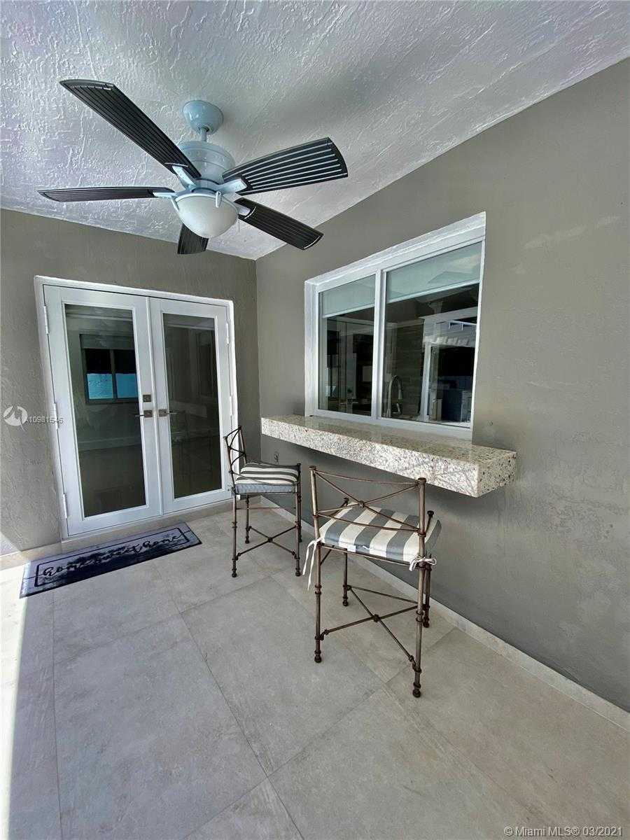 Small Image of 7916 NORTH WEST 162ND ST, Miami Lakes Number 15