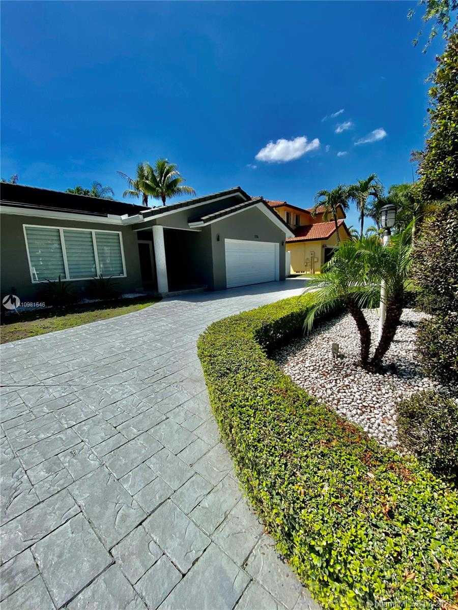 Small Image of 7916 NORTH WEST 162ND ST, Miami Lakes Number 4