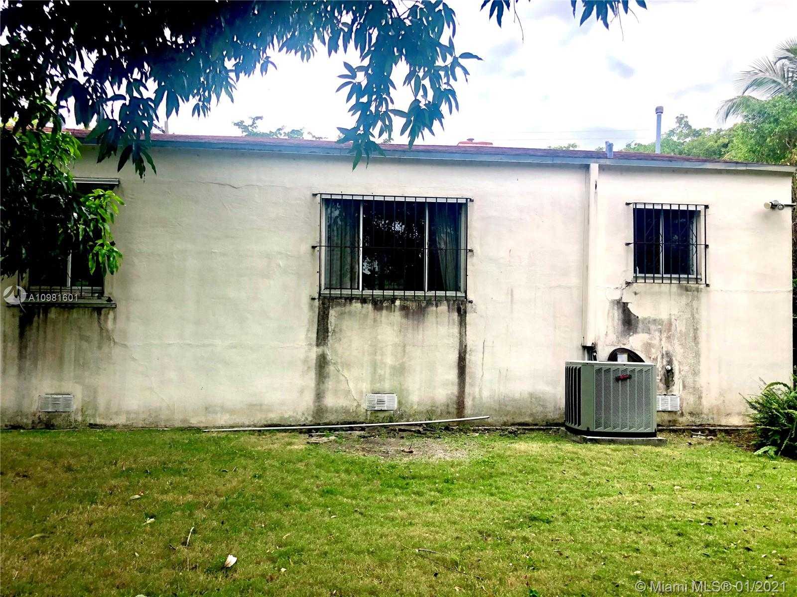 Small Image of 357 SOUTH WEST 18TH TER, Miami Number 10