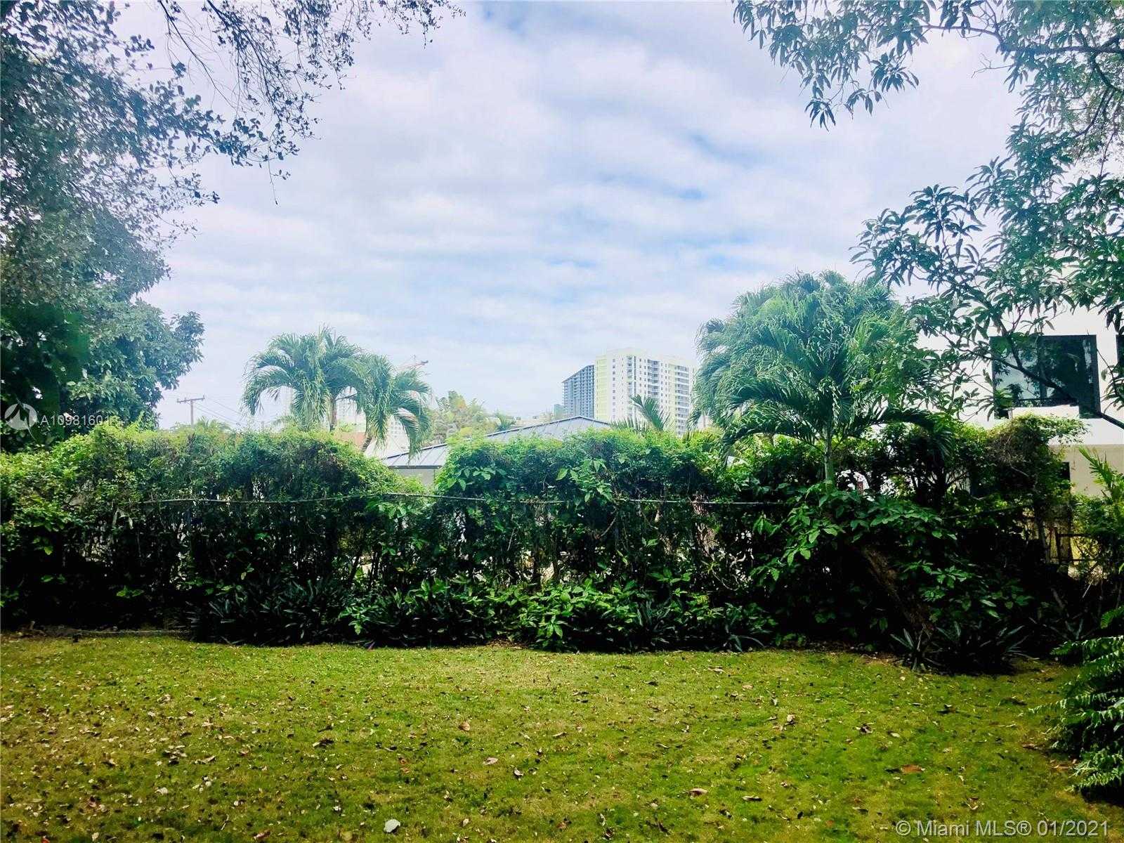 Small Image of 357 SOUTH WEST 18TH TER, Miami Number 7