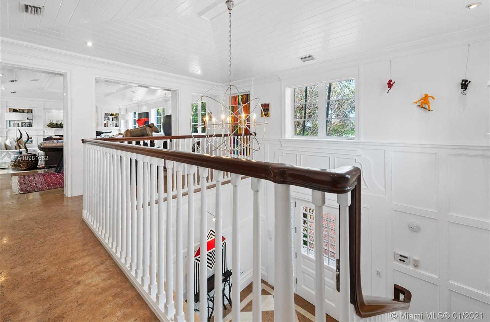 Small Image of 100 CAPE FLORIDA DR, Key Biscayne Number 19