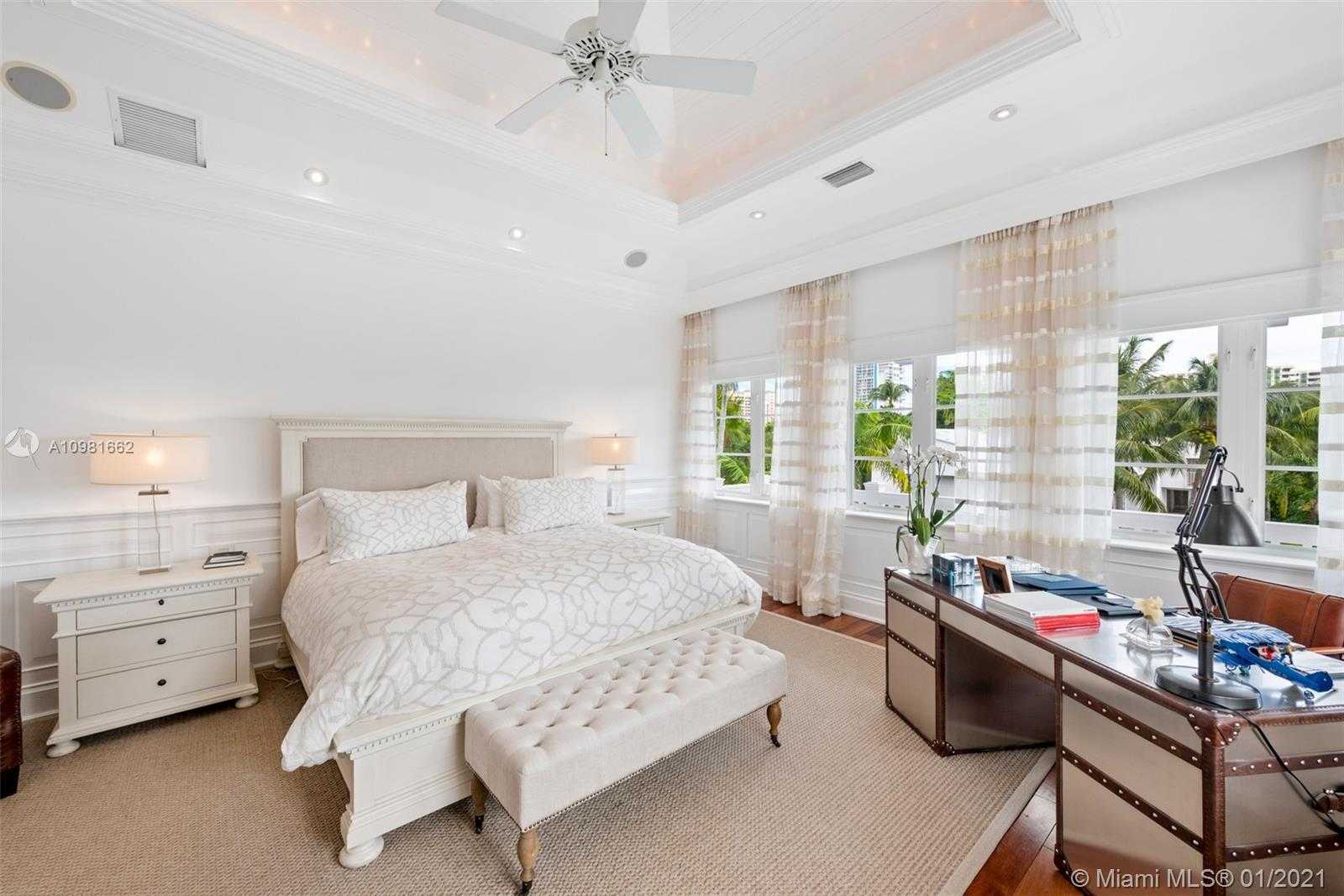 Small Image of 100 CAPE FLORIDA DR, Key Biscayne Number 41