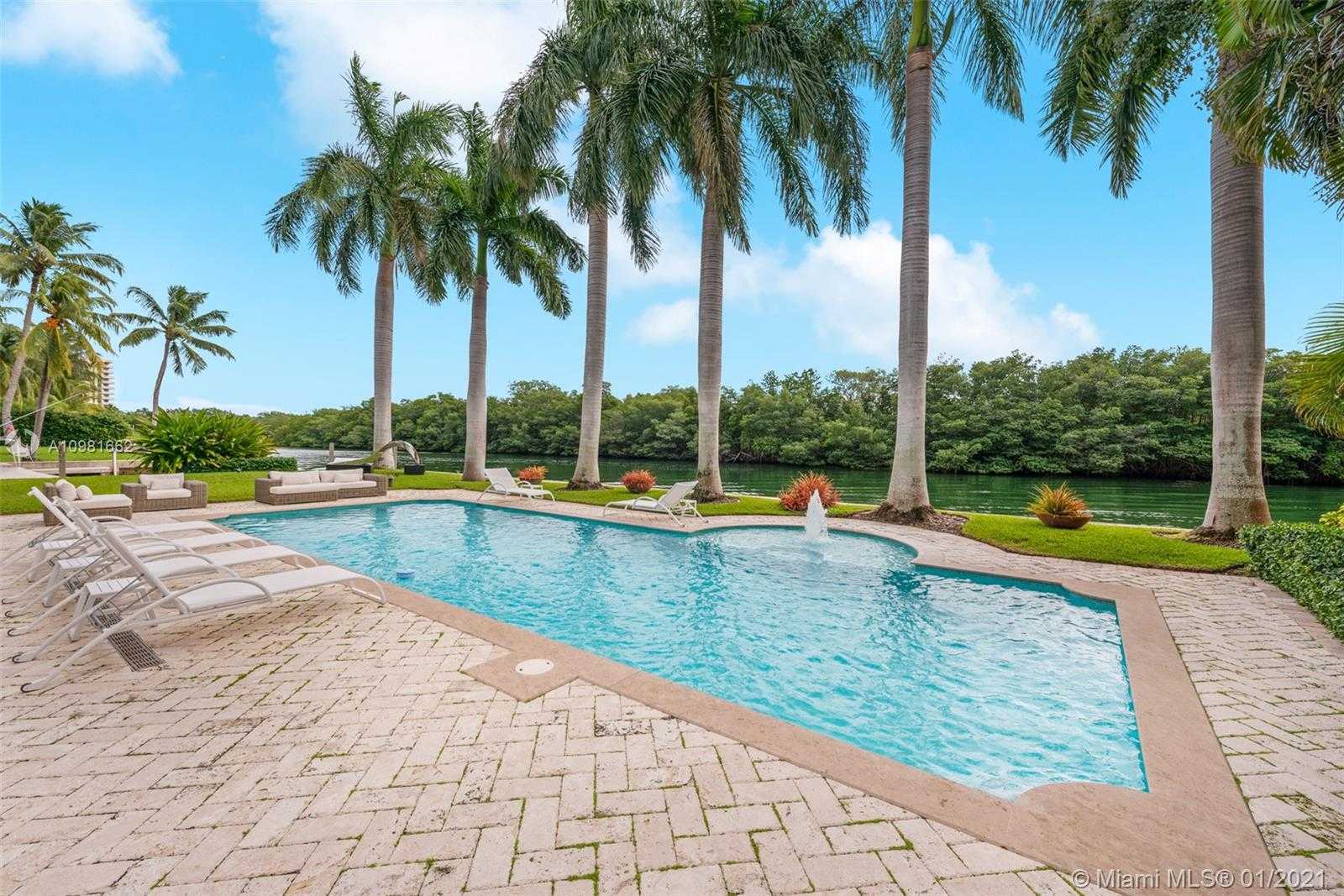 Small Image of 100 CAPE FLORIDA DR, Key Biscayne Number 5
