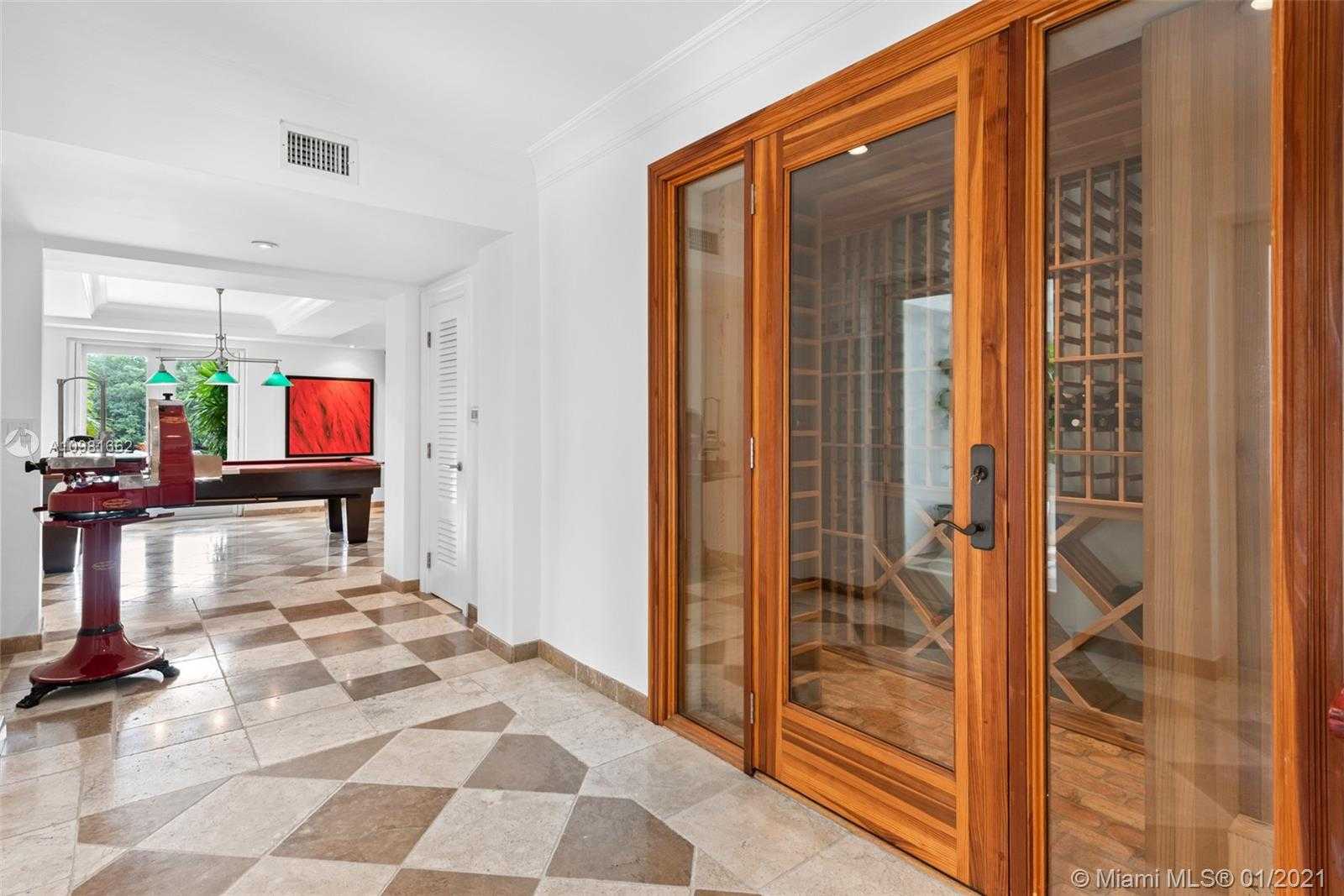 Small Image of 100 CAPE FLORIDA DR, Key Biscayne Number 60