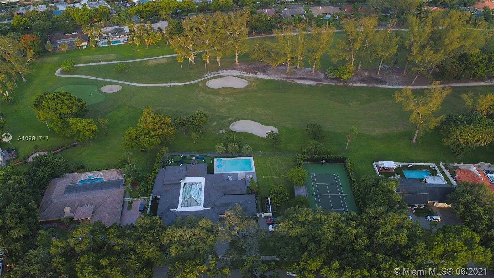 Small Image of 16111 ABERDEEN WAY, Miami Lakes Number 38