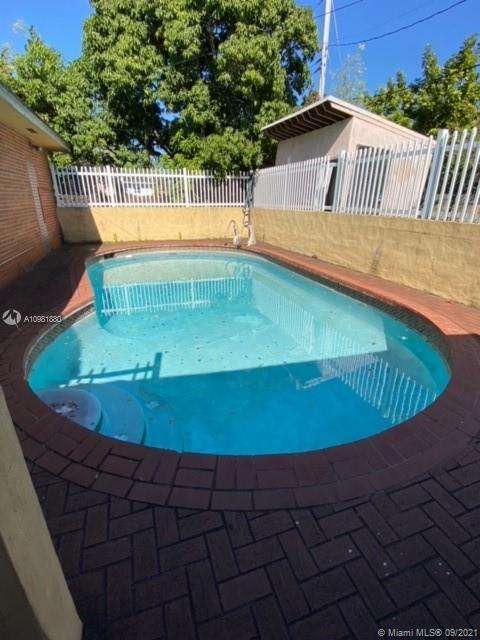 Small Image of 1421 SOUTH WEST 68TH BLVD, Pembroke Pines Number 18
