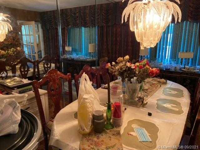 Small Image of 1421 SOUTH WEST 68TH BLVD, Pembroke Pines Number 5