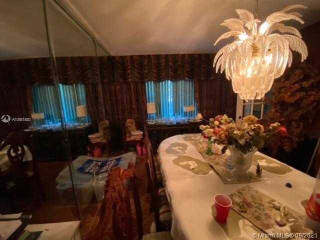 Small Image of 1421 SOUTH WEST 68TH BLVD, Pembroke Pines Number 6