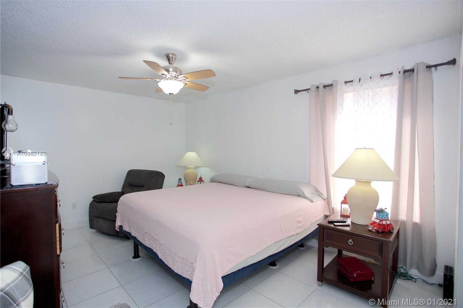 Small Image of 1795 SOUTH WEST 84TH TER, Miramar Number 11