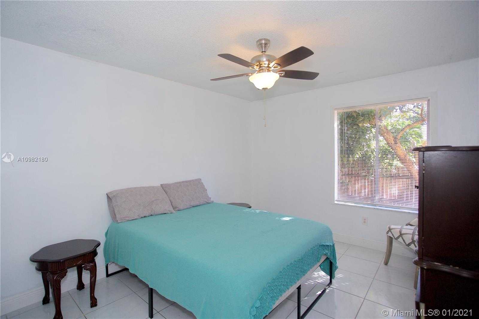 Small Image of 1795 SOUTH WEST 84TH TER, Miramar Number 14
