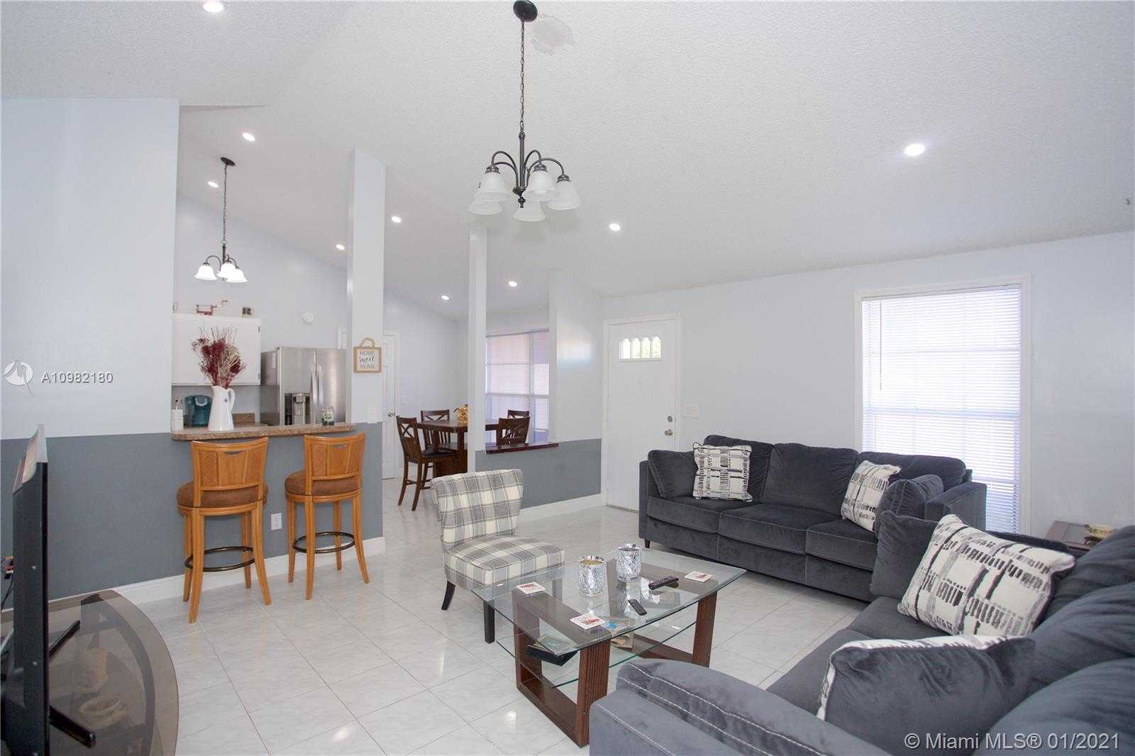 Small Image of 1795 SOUTH WEST 84TH TER, Miramar Number 3