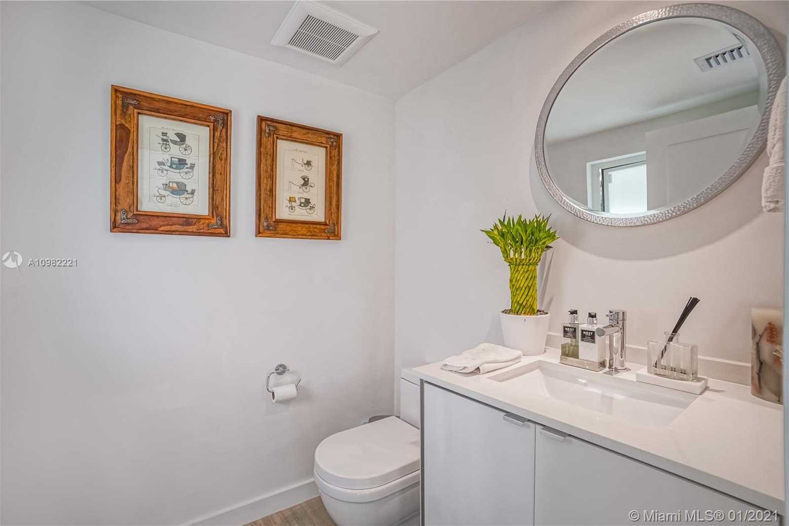 Small Image of 90 SOUTH PROSPECT DR, Coral Gables Number 20