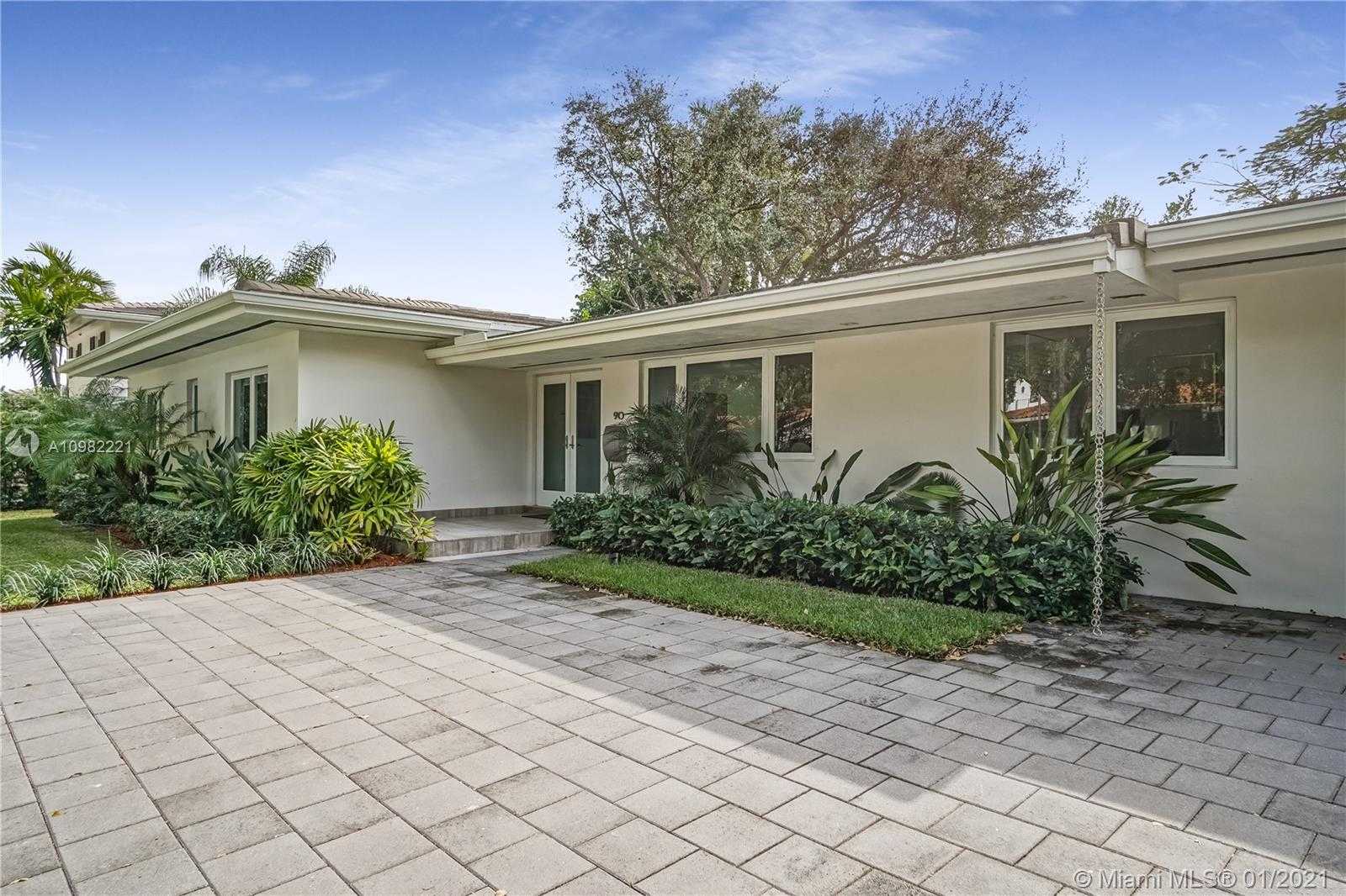 Small Image of 90 SOUTH PROSPECT DR, Coral Gables Number 28