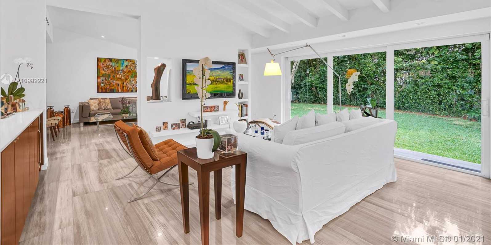Small Image of 90 SOUTH PROSPECT DR, Coral Gables Number 3