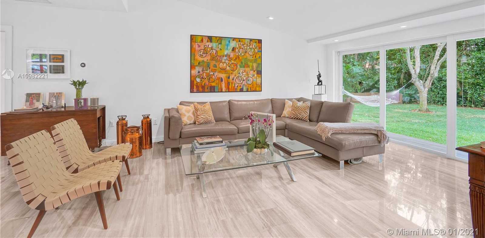 Small Image of 90 SOUTH PROSPECT DR, Coral Gables Number 4