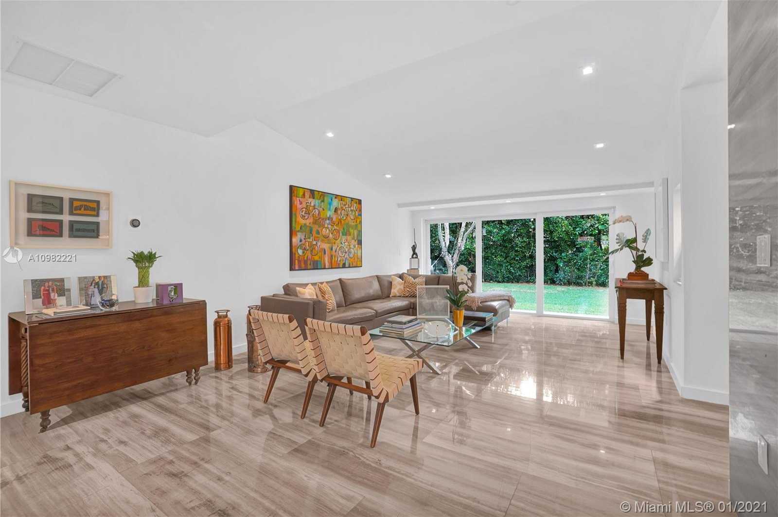 Small Image of 90 SOUTH PROSPECT DR, Coral Gables Number 5