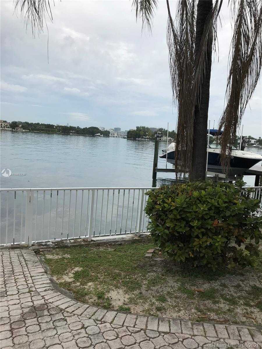 Small Image of 1331 STILLWATER DR, Miami Beach Number 3