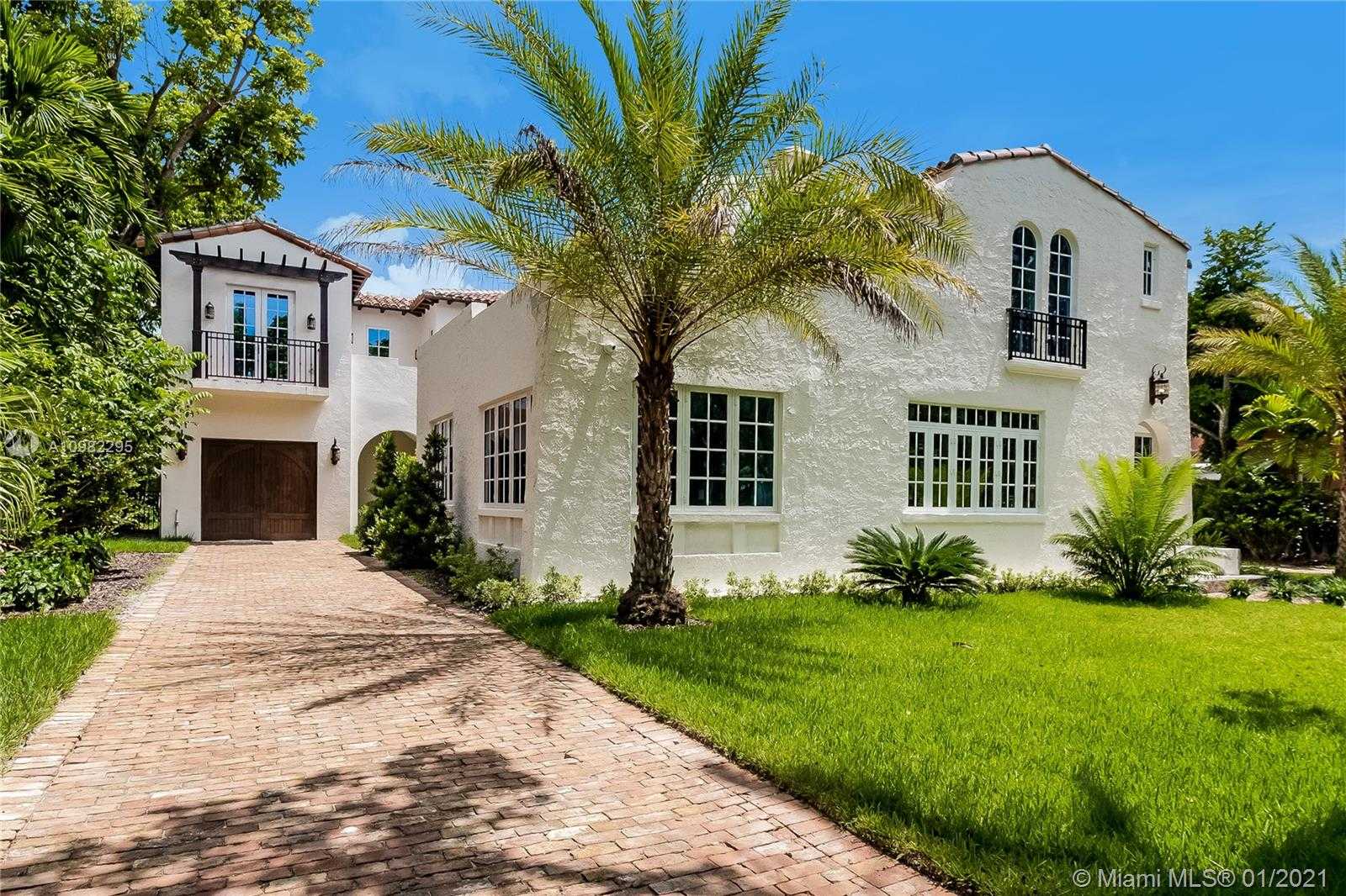 Small Image of 1311 ALHAMBRA CIRCLE, Coral Gables Number 10