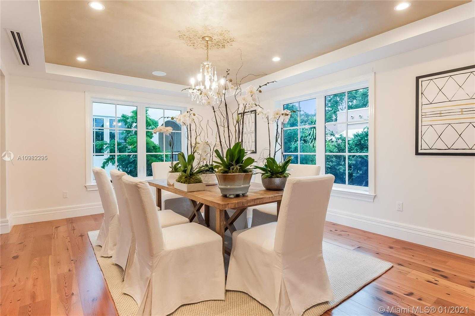 Small Image of 1311 ALHAMBRA CIRCLE, Coral Gables Number 22