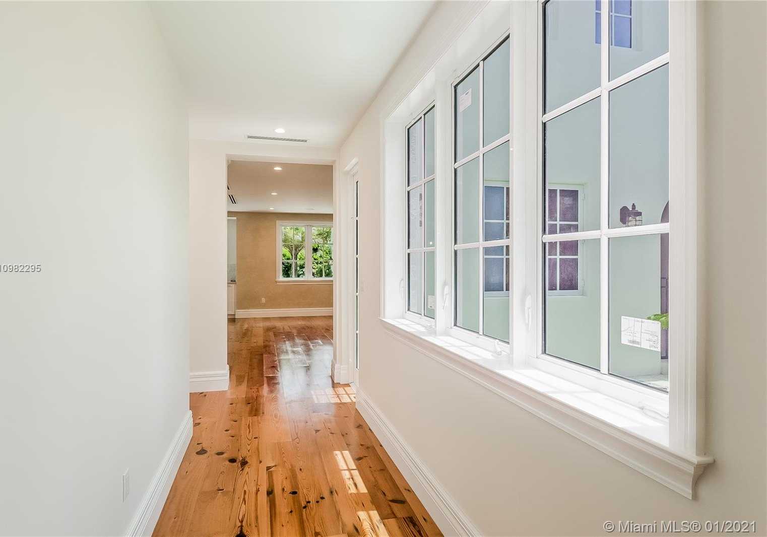 Small Image of 1311 ALHAMBRA CIRCLE, Coral Gables Number 23
