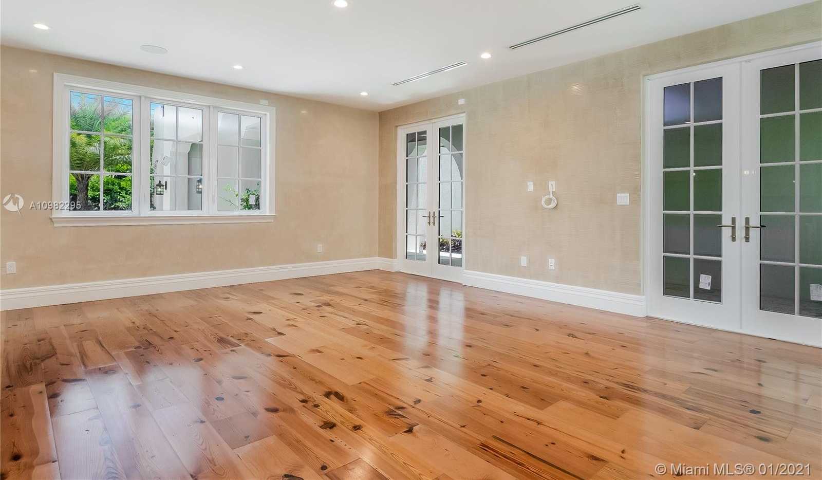 Small Image of 1311 ALHAMBRA CIRCLE, Coral Gables Number 39