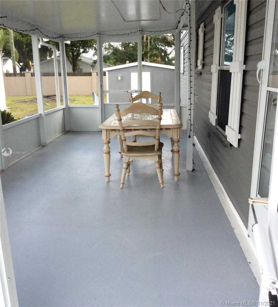 Small Image of 34715 SOUTH WEST 187 CT #46, Homestead Number 2