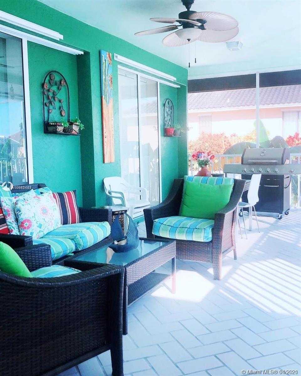 Small Image of 1111 TWIN OAK CT, Marco Island Number 5