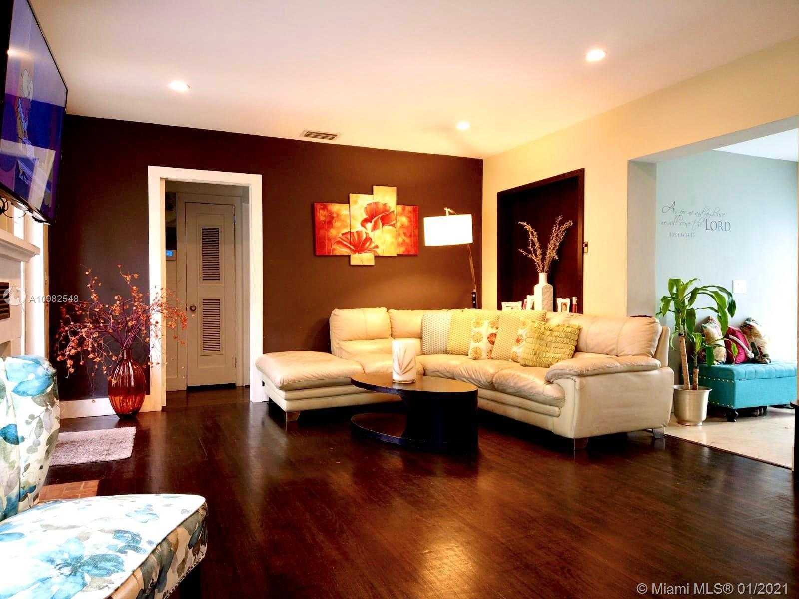 Small Image of 85 NORTH EAST 110TH ST, Miami Shores Number 12