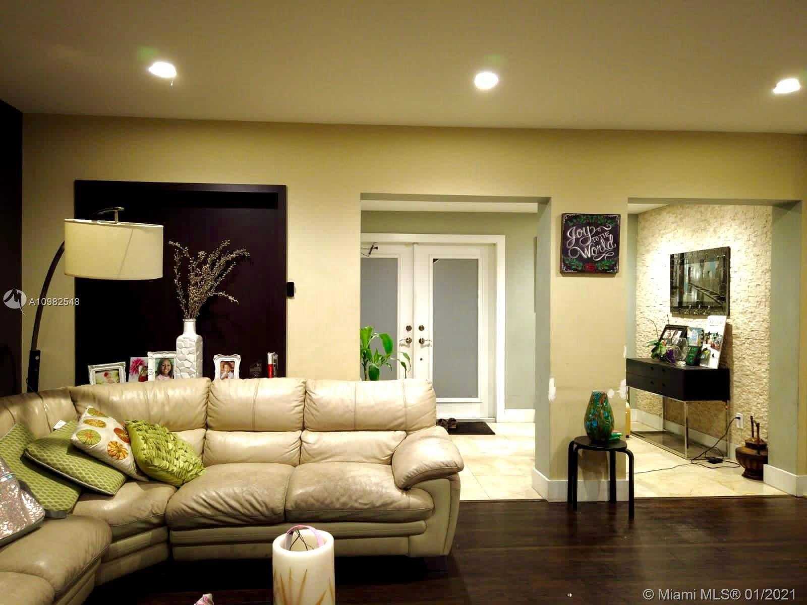 Small Image of 85 NORTH EAST 110TH ST, Miami Shores Number 5