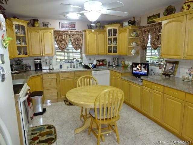 Small Image of 17790 SOUTH WEST 256TH ST, Homestead Number 23