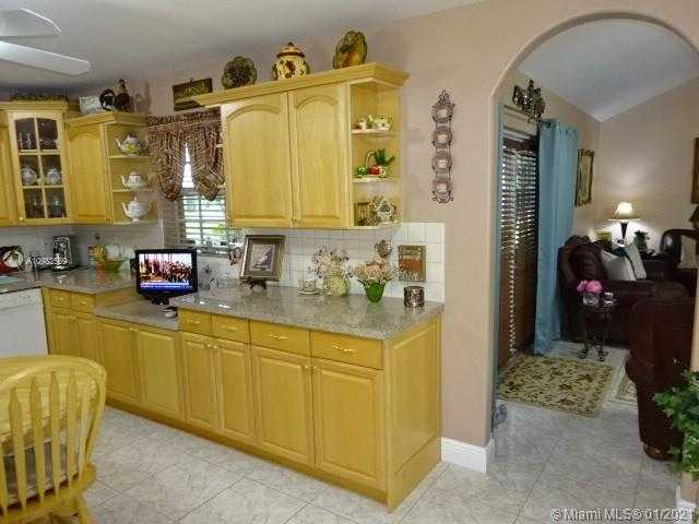 Small Image of 17790 SOUTH WEST 256TH ST, Homestead Number 24