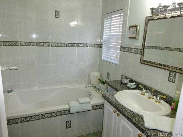 Small Image of 17790 SOUTH WEST 256TH ST, Homestead Number 30