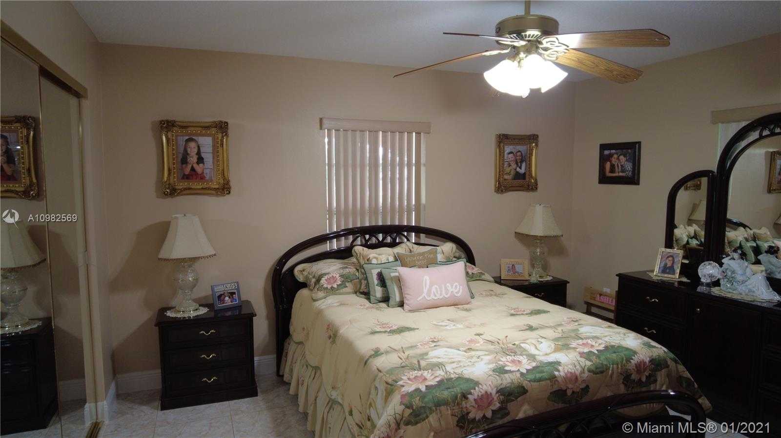 Small Image of 17790 SOUTH WEST 256TH ST, Homestead Number 34