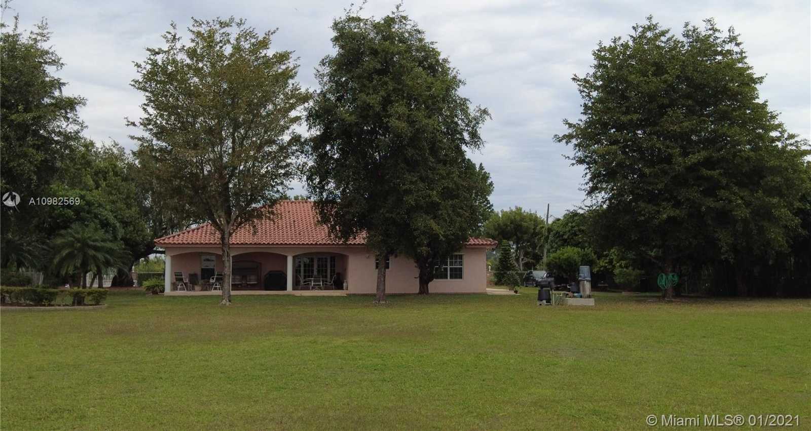 Small Image of 17790 SOUTH WEST 256TH ST, Homestead Number 65