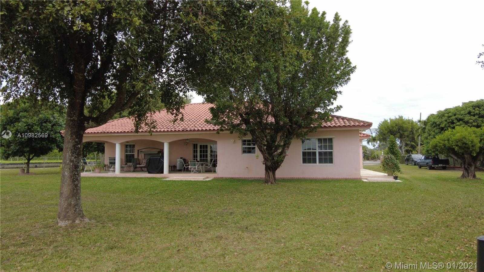 Small Image of 17790 SOUTH WEST 256TH ST, Homestead Number 67