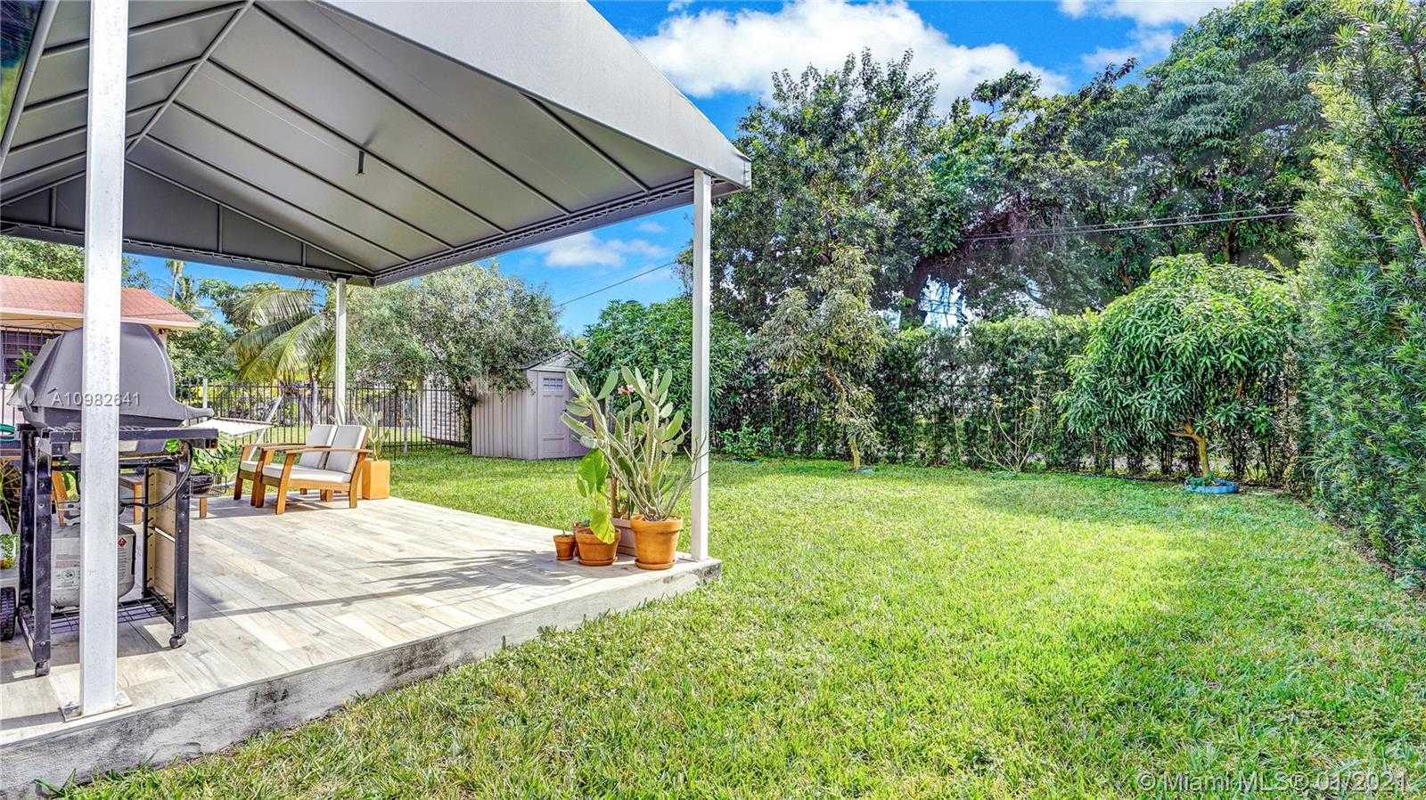 Small Image of 410 NORTH WEST 40TH ST, Miami Number 17