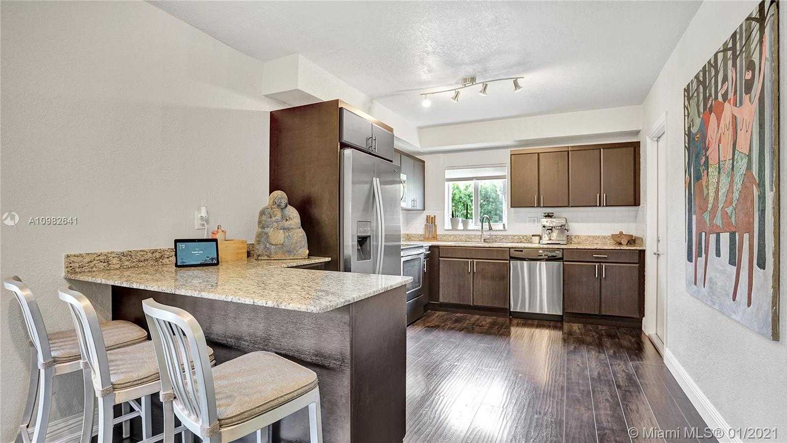 Small Image of 410 NORTH WEST 40TH ST, Miami Number 9